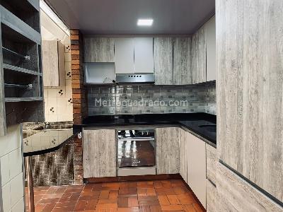Casa de 5 alcobas en venta en Malibu, Bogotá, 264 m² · foto 6 de 20