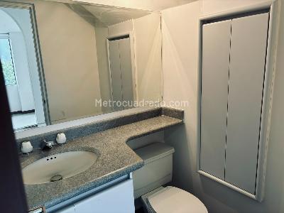 Apartamento en venta en Niza, Bogotá · foto 6 de 20