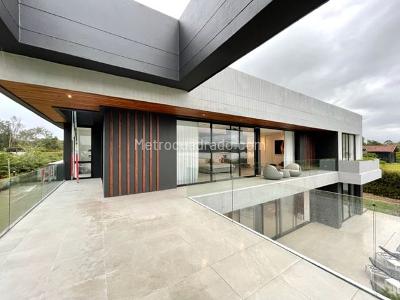 Casa de 4 alcobas en venta en Rionegro, Rionegro, 1023 m² · foto 19 de 20