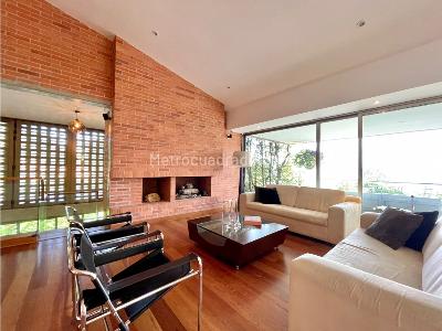 Casa de 2 alcobas en venta en El Poblado El Tesoro, Medellín, 558 m² · foto 10 de 20