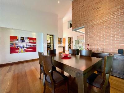 Casa de 2 alcobas en venta en El Poblado El Tesoro, Medellín, 558 m² · foto 12 de 20