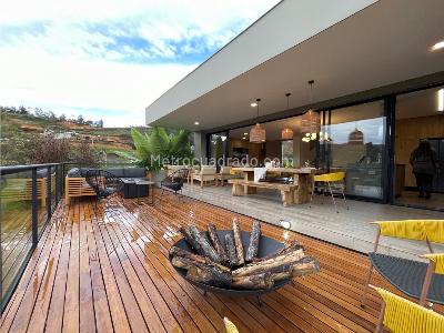 Casa de 3 alcobas en venta en Vereda Sajonia, Rionegro, 328 m² · foto 2 de 20