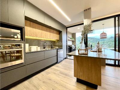 Casa de 3 alcobas en venta en Vereda Sajonia, Rionegro, 328 m² · foto 6 de 20