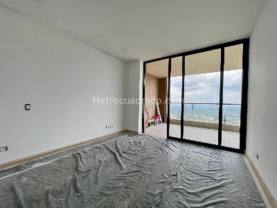 Casa de 3 alcobas en venta en Vereda Sajonia, Rionegro, 328 m² · foto 13 de 20