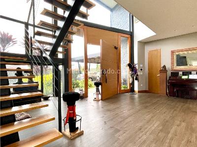 Casa de 4 alcobas en venta en Alto De Las Palmas, Envigado, 437 m² · foto 18 de 20
