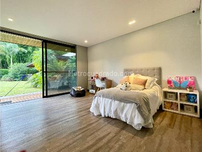 Casa de 3 alcobas en venta en Llanogrande, Rionegro, 782 m² · foto 18 de 20