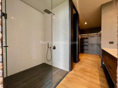 Apartamento de 3 alcobas en venta en El Poblado Las Lomas, Medellín, 303 m² · foto 11 de 20