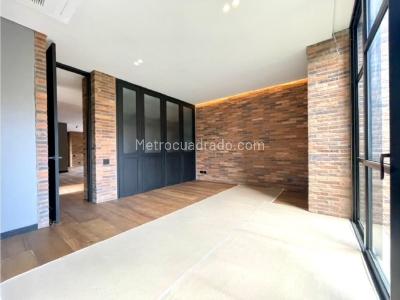 Apartamento de 3 alcobas en venta en El Poblado Las Lomas, Medellín, 303 m² · foto 19 de 20