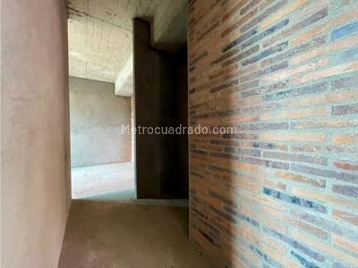Apartamento de 3 alcobas en venta en El Poblado Las Lomas, Medellín, 303 m² · foto 20 de 20