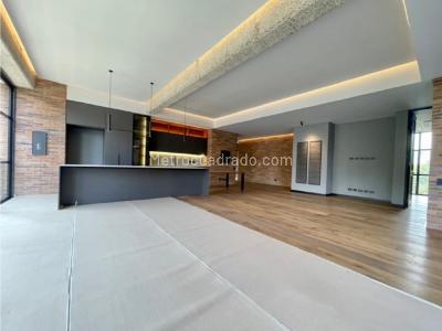 Apartamento de 3 alcobas en venta en El Poblado Las Lomas, Medellín, 303 m² · foto 4 de 20