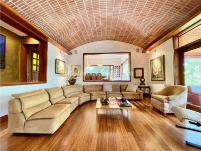 Casa de 4 alcobas en venta en Alto De Las Palmas, Envigado, 819 m² · foto 8 de 20