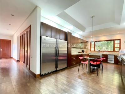 Casa de 4 alcobas en venta en Alto De Las Palmas, Envigado, 819 m² · foto 13 de 20
