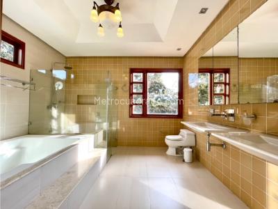 Casa de 4 alcobas en venta en Alto De Las Palmas, Envigado, 819 m² · foto 17 de 20