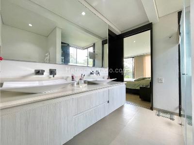 Casa de 3 alcobas en venta en Rionegro, Medellín, 351 m² · foto 19 de 20