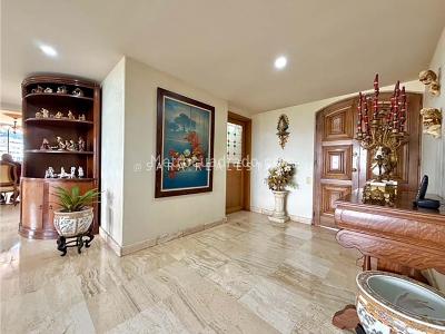 Apartamento de 4 alcobas en venta en El Poblado La Florida, Medellín, 295 m² · foto 5 de 20
