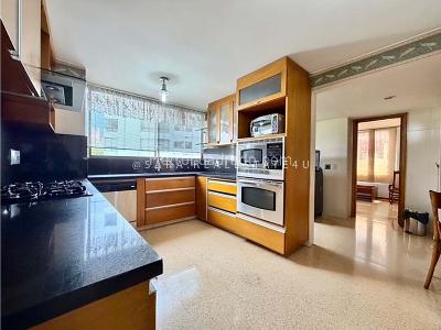 Apartamento de 4 alcobas en venta en El Poblado La Florida, Medellín, 295 m² · foto 11 de 20