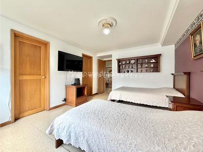 Apartamento de 4 alcobas en venta en El Poblado La Florida, Medellín, 295 m² · foto 19 de 20