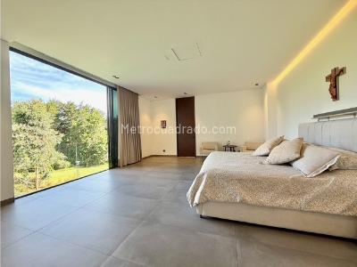 Casa de 4 alcobas en venta en Alto De Las Palmas, Envigado, 675 m² · foto 7 de 20