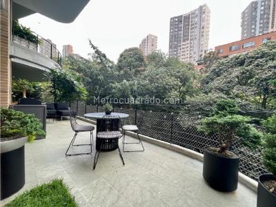 Apartamento de 2 alcobas en venta en El Poblado Inferior, Medellín, 150 m² · foto 3 de 20