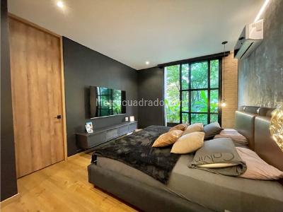 Apartamento de 2 alcobas en venta en El Poblado Inferior, Medellín, 150 m² · foto 10 de 20