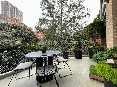 Apartamento de 2 alcobas en venta en El Poblado Inferior, Medellín, 150 m² · foto 14 de 20
