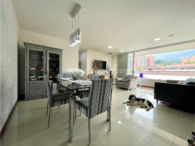 Apartamento en venta en Envigado, Medellín · foto 4 de 20