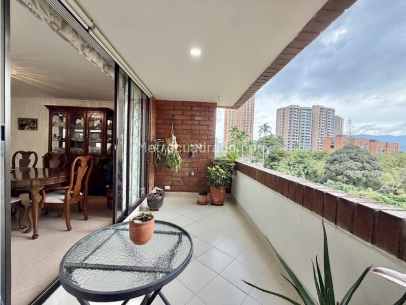 Piso – Medellín, Los Balsos Numero 1, El Poblado - Vista 2