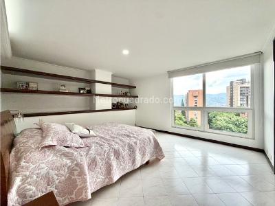 Apartamento de 3 alcobas en venta en Loma De Los Balsos, Medellín, 140 m² · foto 7 de 20