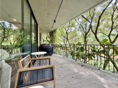 Apartamento de 1 alcoba en venta en El Poblado La Linde, Medellín, 138 m² · foto 4 de 20