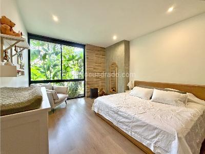 Apartamento de 1 alcoba en venta en El Poblado La Linde, Medellín, 138 m² · foto 9 de 20