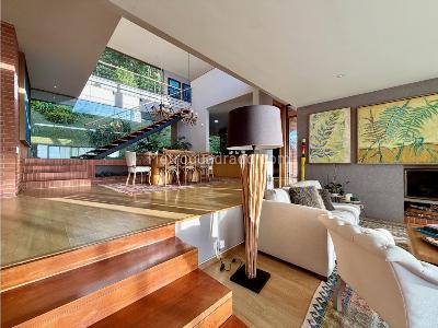 Casa de 3 alcobas en venta en Las Palmas Parte Media, Envigado, 500 m² · foto 5 de 20