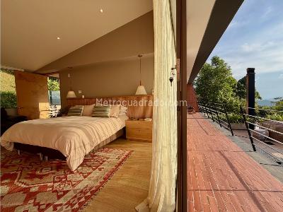 Casa de 3 alcobas en venta en Las Palmas Parte Media, Envigado, 500 m² · foto 13 de 20