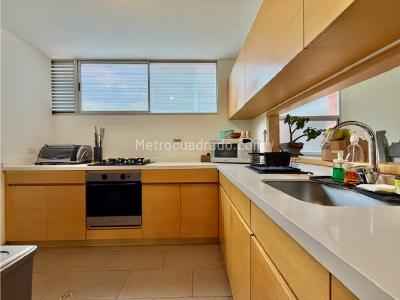 Apartamento de 2 alcobas en venta en Poblado San Lucas, Medellín, 160 m² · foto 7 de 20