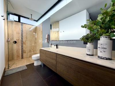Apartamento de 2 alcobas en venta en Poblado San Lucas, Medellín, 130 m² · foto 12 de 20