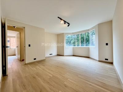 Apartamento de 3 alcobas en venta en Castropol, Medellín, 108 m² · foto 8 de 20
