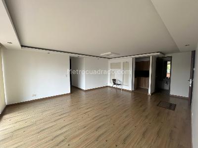 Apartamento de 3 alcobas en venta en Modelia, Bogotá, 115 m² · foto 4 de 18