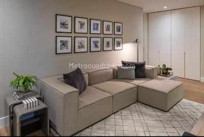 Apartamento de 3 alcobas en venta en Chico Reservado, Bogotá, 250 m² · foto 8 de 11