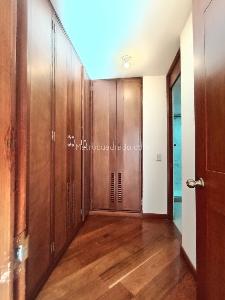 Apartamento de 3 alcobas en venta en Chico Reservado (Mcd), Bogotá, 133 m² · foto 16 de 20