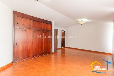Casa de 4 alcobas en venta en Santa Paula, Bogotá, 300 m² · foto 16 de 20