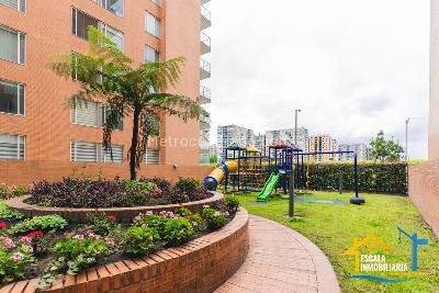 Apartamento de 4 alcobas en venta en La Felicidad, Bogotá, 148 m² · foto 4 de 20