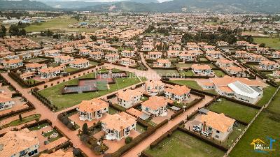Casa de 4 alcobas en venta en Club Residencial Guarigua, Cajicá, 370 m² · foto 20 de 20