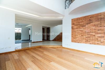 Casa de 4 alcobas en venta en Club Residencial Guarigua, Cajicá, 370 m² · foto 8 de 20