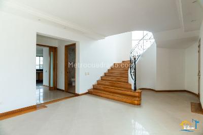 Casa de 4 alcobas en venta en Club Residencial Guarigua, Cajicá, 370 m² · foto 10 de 20