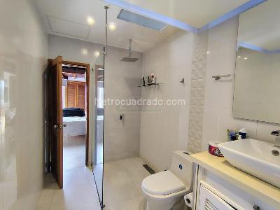Casa de 4 alcobas en venta en Lagos Del Cacique, Bucaramanga, 325 m² · foto 12 de 19