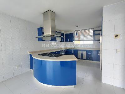 Apartamento de 5 alcobas en venta en Sotomayor, Bucaramanga, 405 m² · foto 8 de 19
