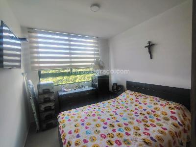 Apartamento de 3 alcobas en venta en Cañaveral, Floridablanca, 107 m² · foto 9 de 19