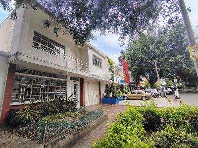 Casa de 5 alcobas en venta en El Prado, Bucaramanga, 160 m² · foto 2 de 18