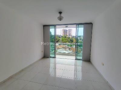 Apartamento de 3 alcobas en venta en La Floresta, Bucaramanga, 89 m² · foto 4 de 19