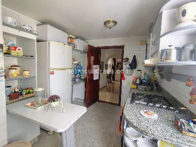 Apartamento de 2 alcobas en venta en Cabecera Del Llano, Bucaramanga, 102 m² · foto 6 de 19