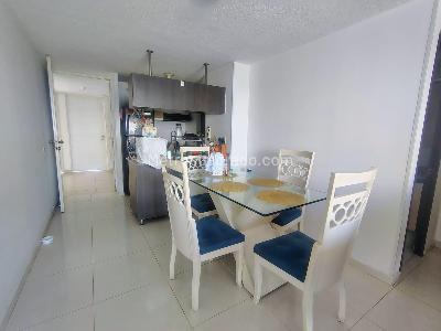Apartamento de 2 alcobas en venta en El Tejar, Bucaramanga, 56 m² · foto 3 de 19